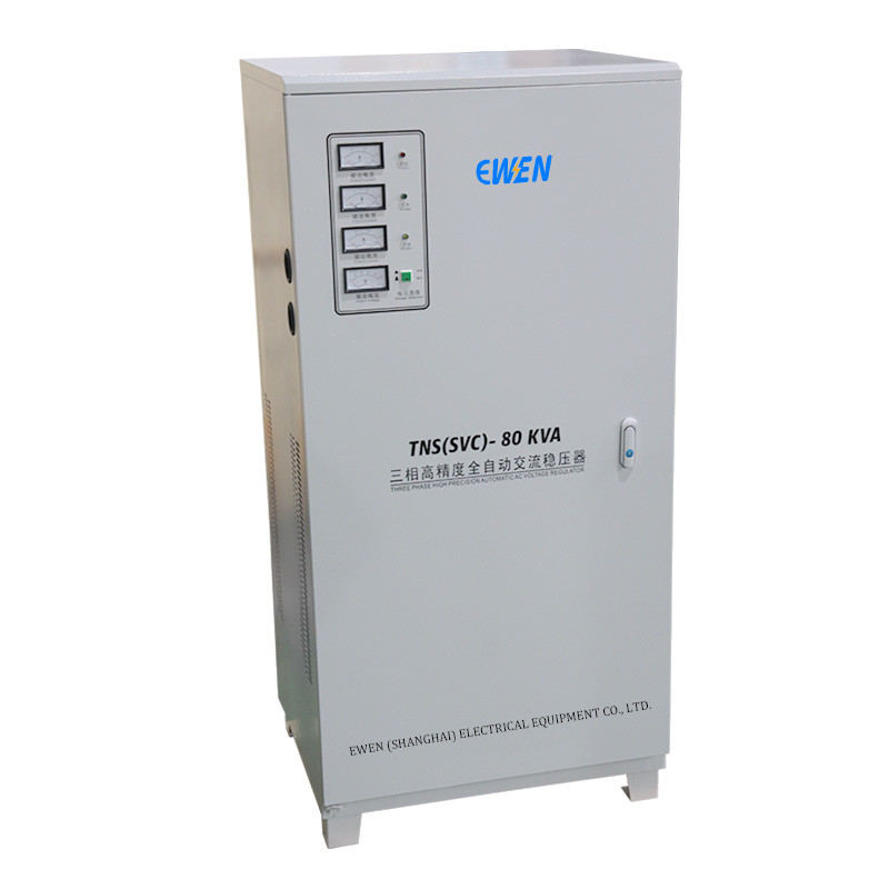 80KVA ثلاثة مراحل صناعية مستقر الجهد المتحكم في الجهد التلقائي 380VAC 400VAC مع محرك الخدمة